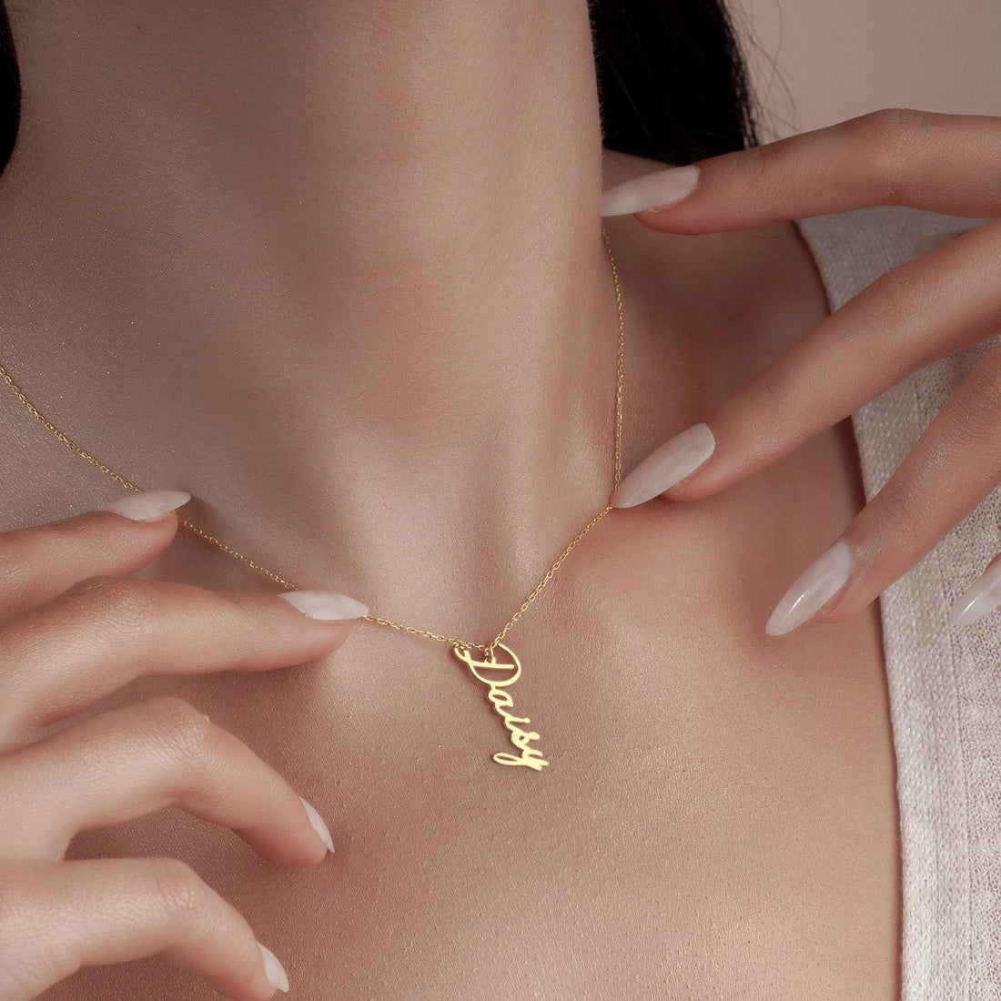 Vertical Name Necklace